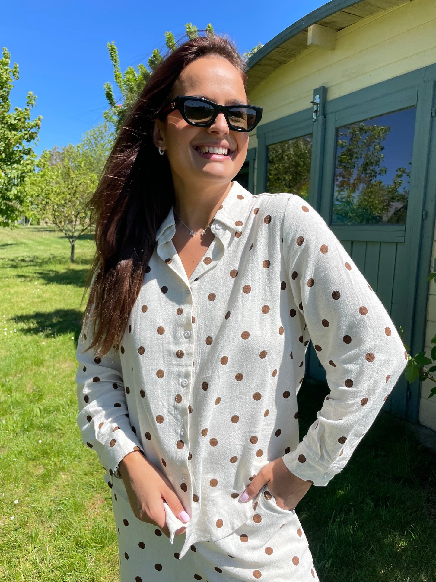 Chemise pois marrons