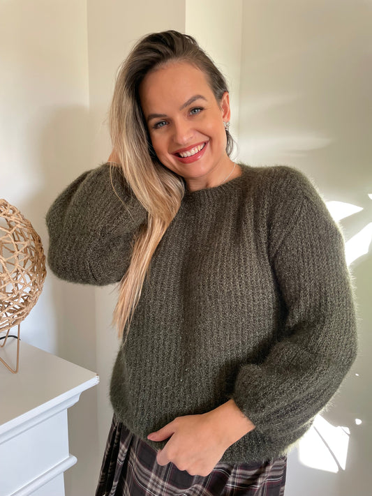Pull charlotte kaki